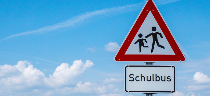 Schulbus©AdobeStock_Animaflora PicsStock